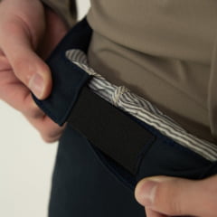 Calça sarja com elastano e ajuste elástico de cintura etiqueta Buddy  ( Referência : 0742 ) 